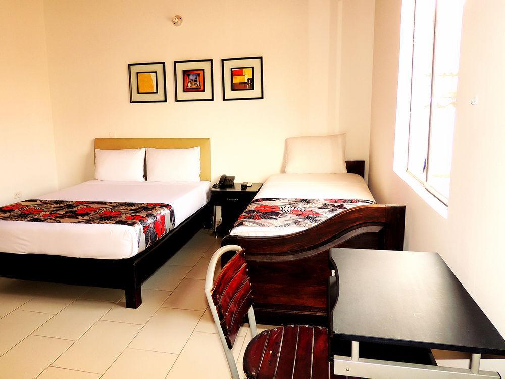 Hotel Quinta Avenida Cúcuta Esterno foto